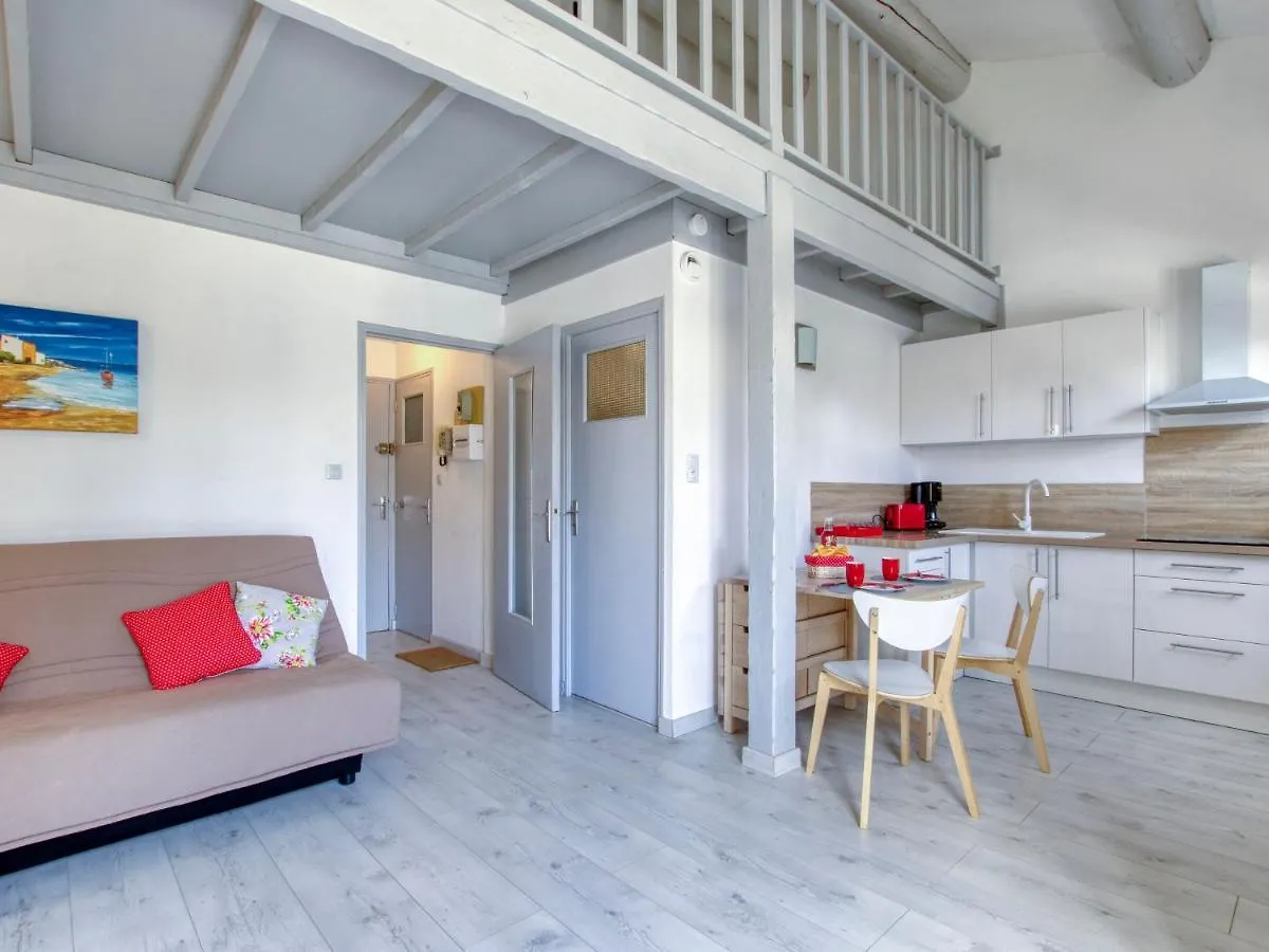 Apartment Provence Village-5 By Interhome Saint-Cyr-sur-Mer