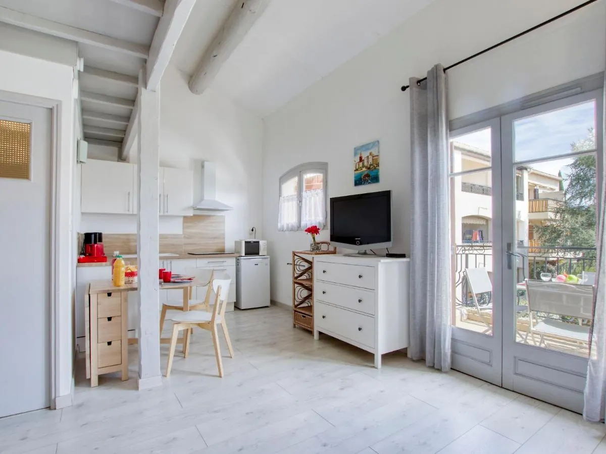 Apartment Provence Village-5 By Interhome Saint-Cyr-sur-Mer